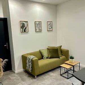 Appartement à 2 Chambres à Coucher