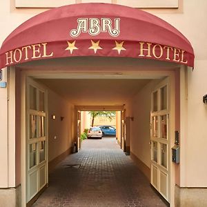 Apartments Abri