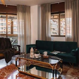 Appartement à 3 Chambres à Coucher