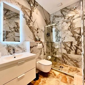 Appartement de Luxe à 1 Chambre à Coucher