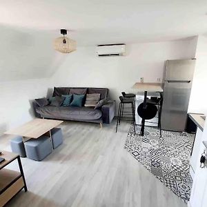 Appartement à 2 Chambres à Coucher