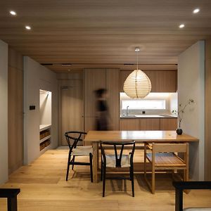 Appartement à 3 Chambres à Coucher