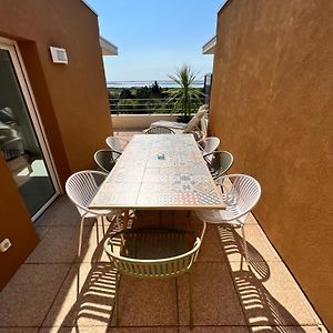 Appartement à 3 Chambres à Coucher