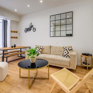 Appartement à 3 Chambres à Coucher