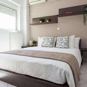 Bright 1 Bd Apt In Ampelokipoi With Balcony