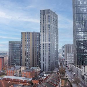 Luxury 2 Bedroom Apartment, On Broad Street!