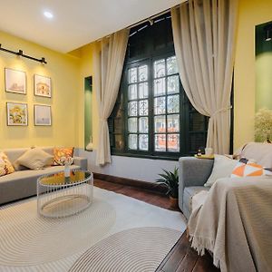 Appartement à 2 Chambres à Coucher