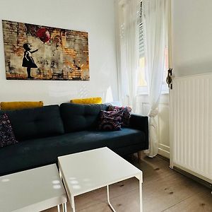 Appartement à 2 Chambres à Coucher