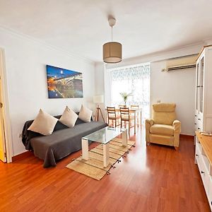 Appartement à 3 Chambres à Coucher