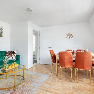 Appartement à 2 Chambres à Coucher