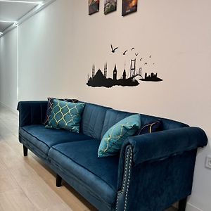 Appartement à 2 Chambres à Coucher