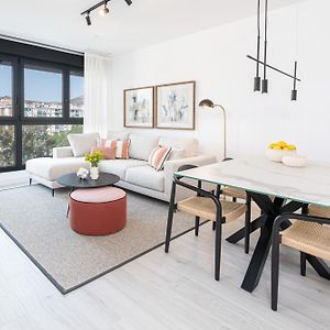 Appartement à 2 Chambres à Coucher