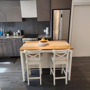 Stylish Stay Toronto Oasis - Reg # Str-2309-Hmvrvx Exp Feb 21, 2026