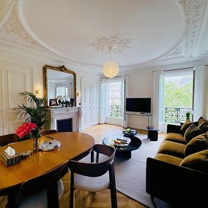 Appartement à 3 Chambres à Coucher