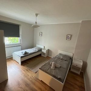 Appartement à 2 Chambres à Coucher