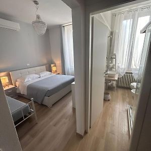 Private Bathroom Triple Room