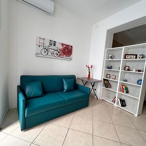 Leam Apartment 5