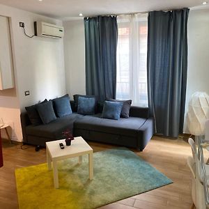Royal Suite Unirii-2 Bdr Apartment