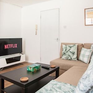 City Centre Apartment Perfect Location