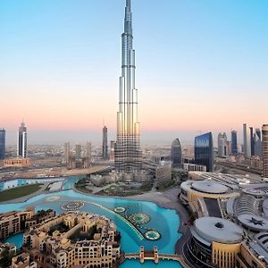 5 Minute Walk To The Fountains! Full Burj Khalifa View! 5-Star Pool & Gym!