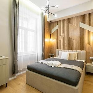 Appartement de Luxe à 2 Chambres à Coucher