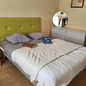 Appartement à 2 Chambres à Coucher