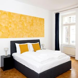 Appartement à 3 Chambres à Coucher