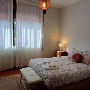 Roomy & Patio - 2 Bedroom Flat