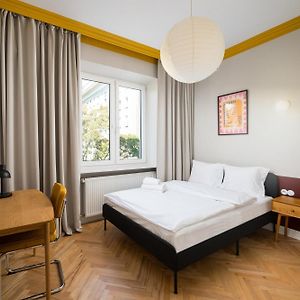 Appartement à 3 Chambres à Coucher