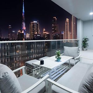Appartement de Luxe à 2 Chambres à Coucher