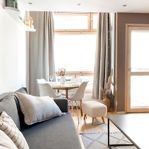 2Ndhomes Kamppi Center Apartment With Balcony & Sauna