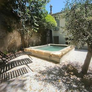 Villa à 3 Chambres à Coucher