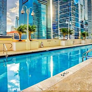 Elegant Centric Vibrant Pool Jacuzzi Free Parking