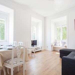Appartement à 3 Chambres à Coucher