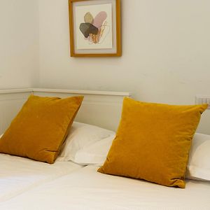 Modern Art Apartment - Art Pieces & Eclectic Deco