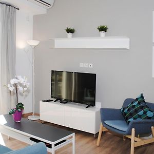 Appartement à 2 Chambres à Coucher