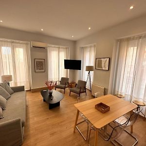 Amazing 3Bd 3Bth With 9 Balconies By Madrid4You Apartments