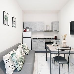 Easylife - Appartamento Elegante Moderno E Accogliente - La Tua Oasi In Citta