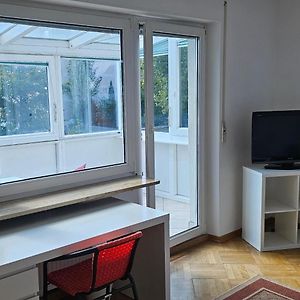 Appartement à 3 Chambres à Coucher