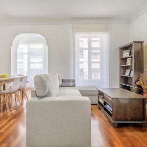Appartement à 3 Chambres à Coucher