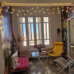 Appartement à 3 Chambres à Coucher