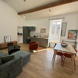 Appartement à 2 Chambres à Coucher