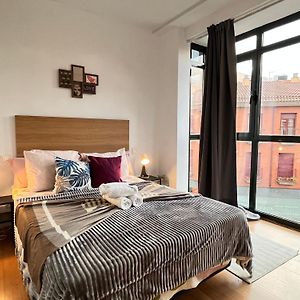 Appartement à 2 Chambres à Coucher