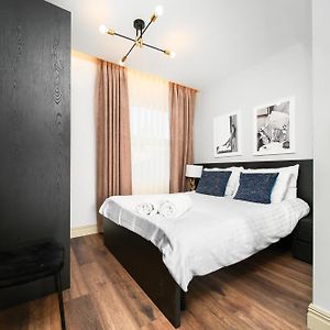 Studio de Luxe