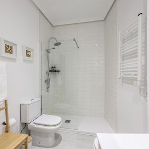 Appartement de Luxe à 1 Chambre à Coucher