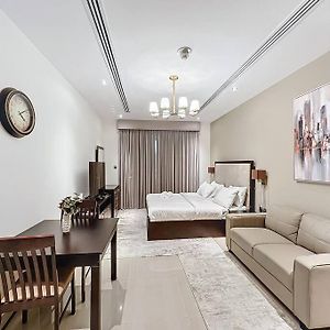 Tick - City Skyline View Studio II Elite Residence