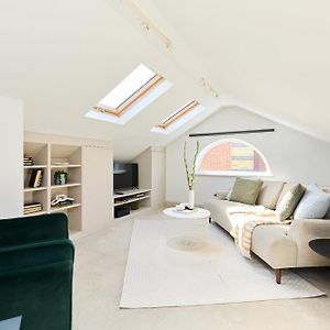 Appartement à 3 Chambres à Coucher