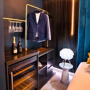 Studio de Luxe