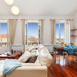 Appartement à 3 Chambres à Coucher