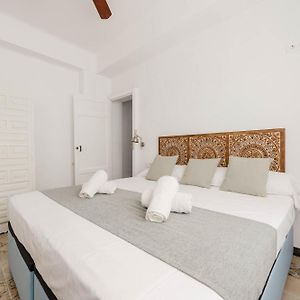 Appartement de Luxe à 4 Chambres à Coucher
